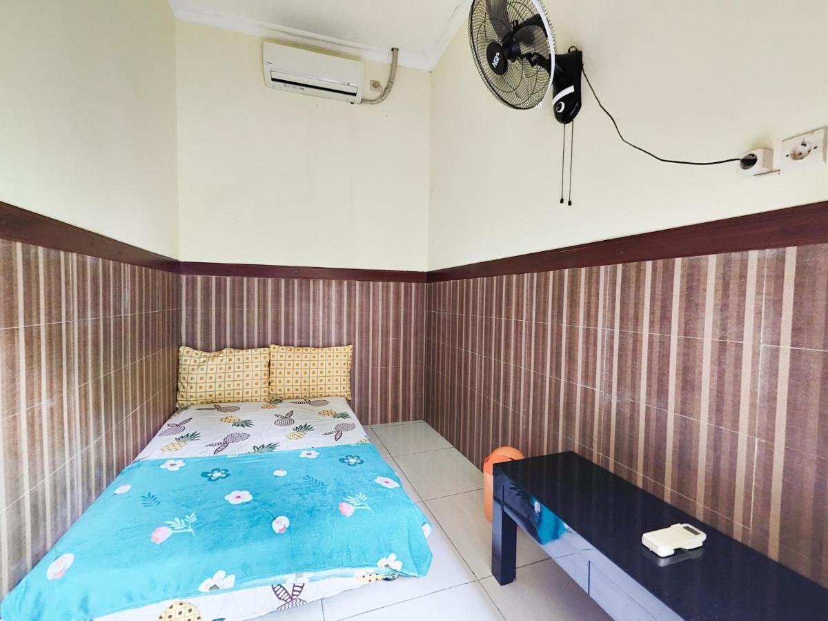Homey Guesthouse Near Sby Zoo Syariah 수라바야 외부 사진
